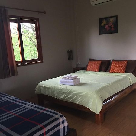 Pai Porpeang Guesthouse Buitenkant foto