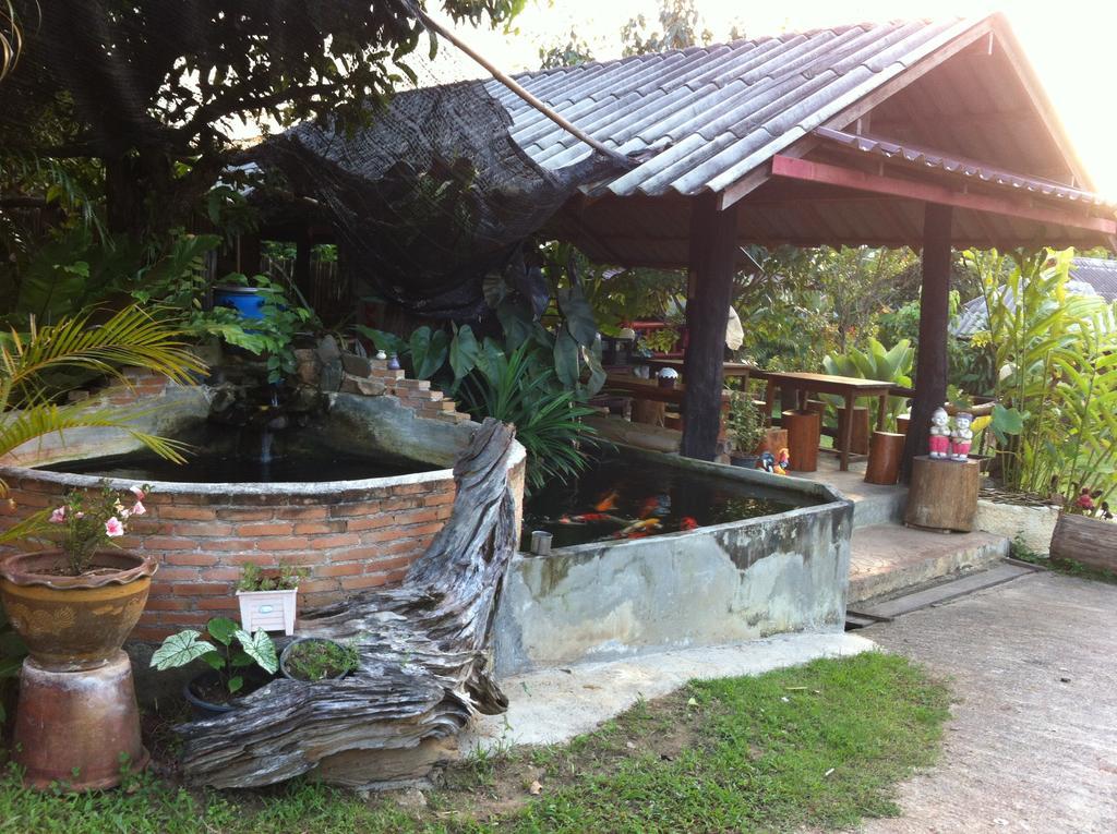 Pai Porpeang Guesthouse Buitenkant foto