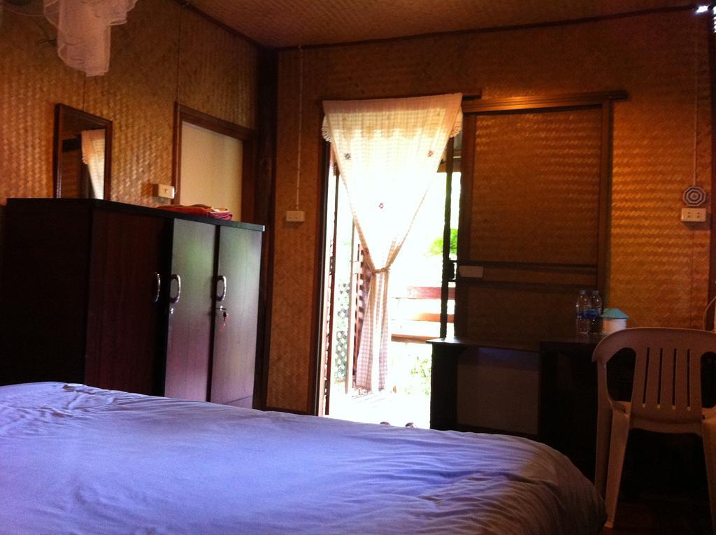 Pai Porpeang Guesthouse Kamer foto
