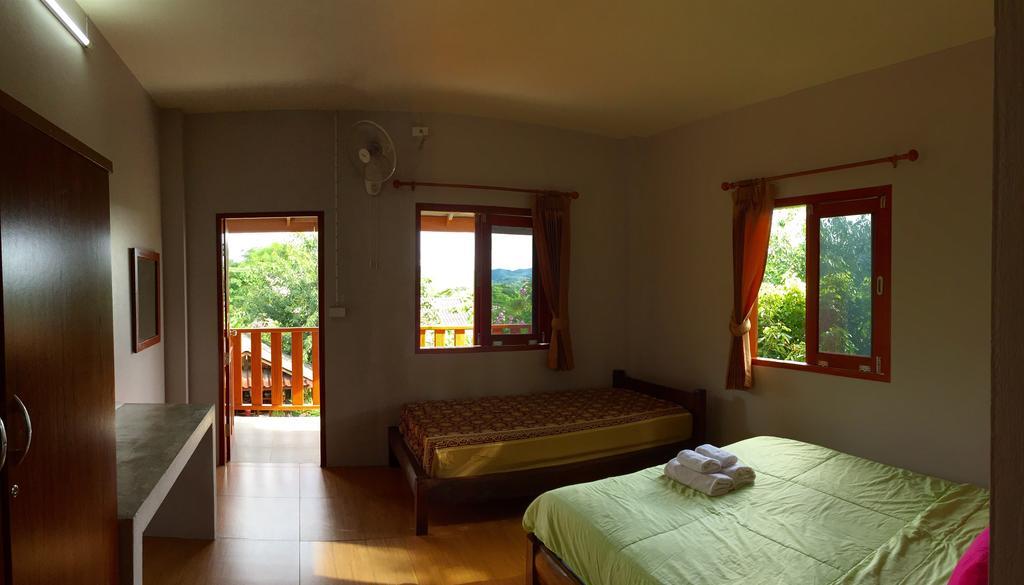 Pai Porpeang Guesthouse Buitenkant foto