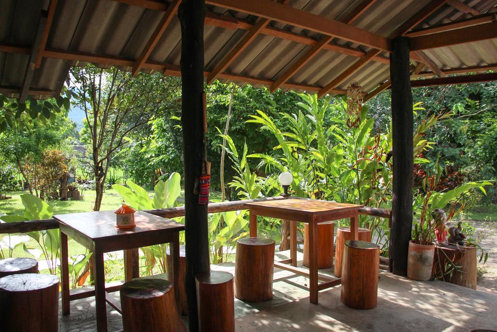 Pai Porpeang Guesthouse Buitenkant foto