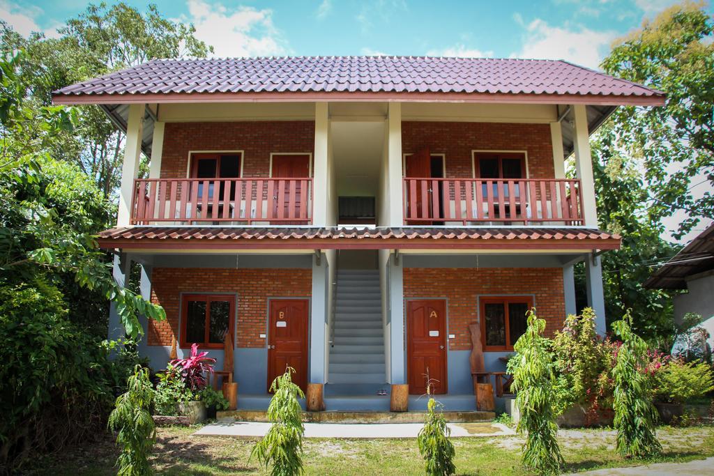 Pai Porpeang Guesthouse Buitenkant foto