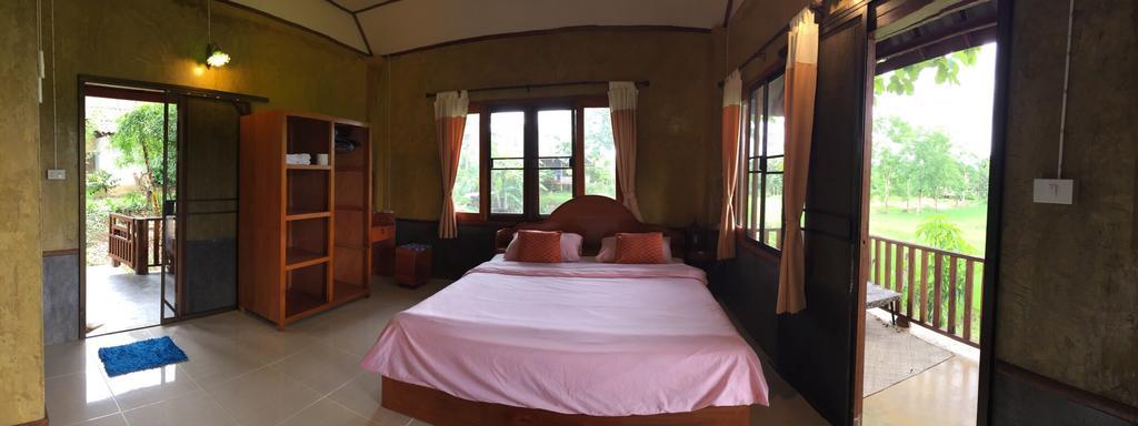 Pai Porpeang Guesthouse Buitenkant foto