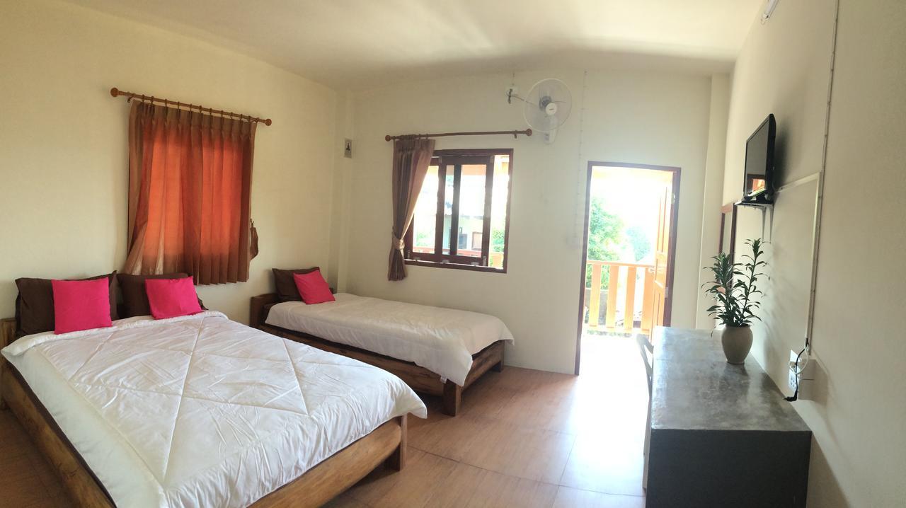 Pai Porpeang Guesthouse Buitenkant foto
