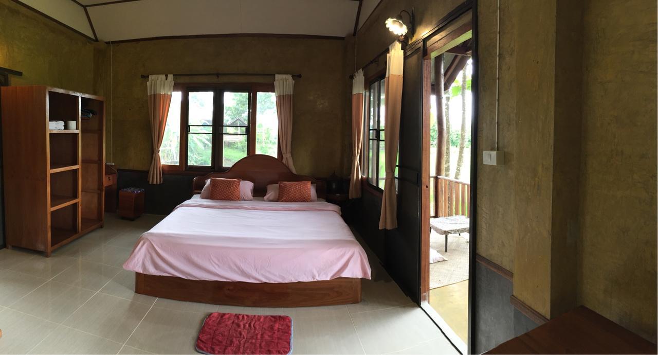 Pai Porpeang Guesthouse Buitenkant foto