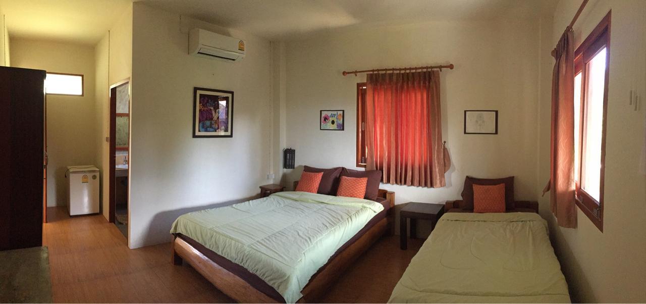 Pai Porpeang Guesthouse Buitenkant foto