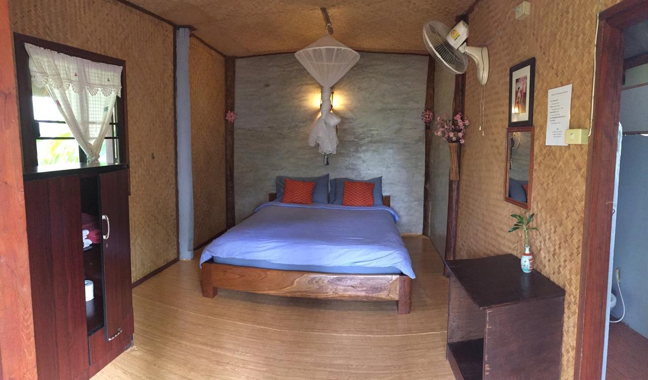 Pai Porpeang Guesthouse Buitenkant foto