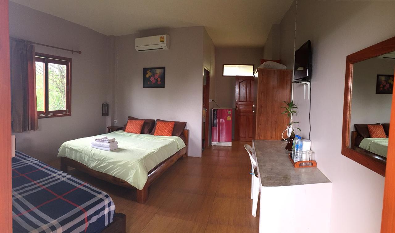Pai Porpeang Guesthouse Buitenkant foto