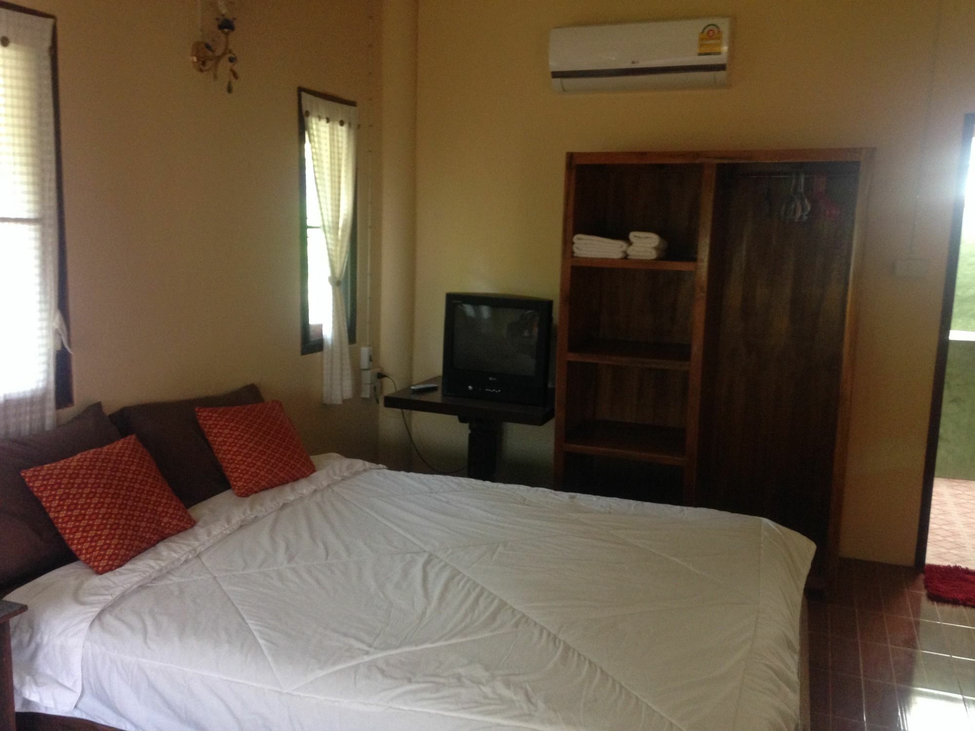 Pai Porpeang Guesthouse Buitenkant foto